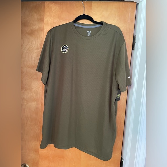 Men’s athletic tee - Picture 1 of 4